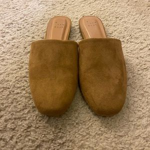 Tan Mules